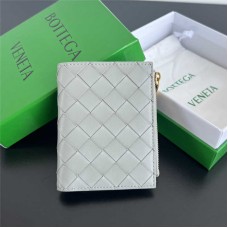 Bottega Venate wallet  new 