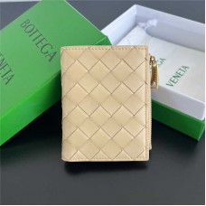 Bottega Venate wallet  new 