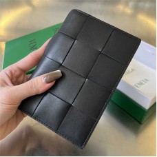 Bottega Venate wallet  new 