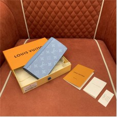 Louis Vuitton wallet  new 