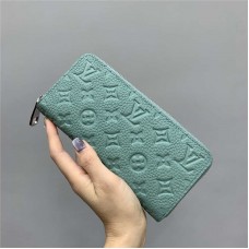 Louis Vuitton wallet  new 
