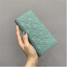 Louis Vuitton wallet  new 
