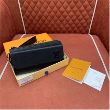 Louis Vuitton wallet  new 