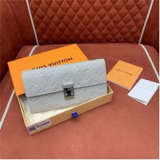 Louis Vuitton wallet  new 