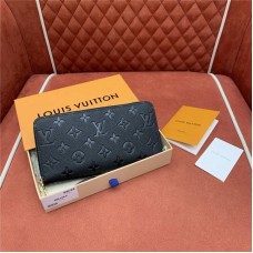 Louis Vuitton wallet  new 