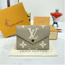 Louis Vuitton wallet  new 