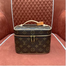 Louis Vuitton wallet  new 
