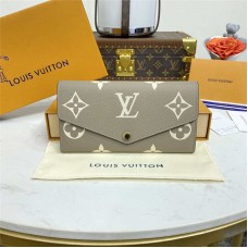 Louis Vuitton wallet  new 