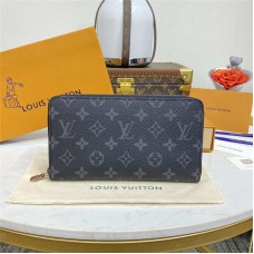 Louis Vuitton wallet  new 