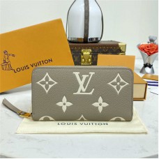 Louis Vuitton wallet  new 
