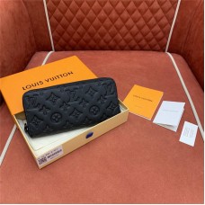 Louis Vuitton wallet  new 