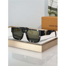 Louis Vuitton Sunglasses new 