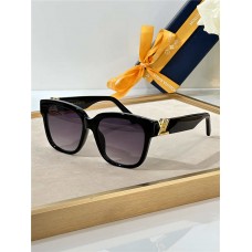 Louis Vuitton Sunglasses new 