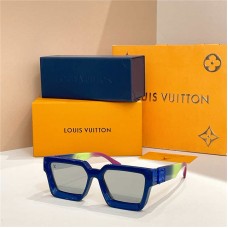 Louis Vuitton Sunglasses new 