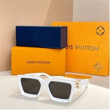 Louis Vuitton Sunglasses new 