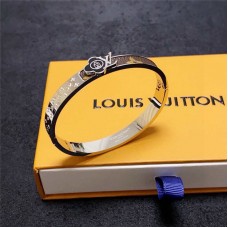 Louis Vuitton Jewelry  new 