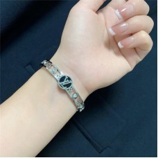 Louis Vuitton Jewelry  new 