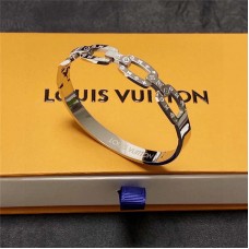 Louis Vuitton Jewelry  new 