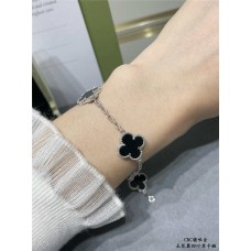 VCA Van Cleef & Arpels Jewelry new 