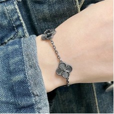 VCA Van Cleef & Arpels Jewelry new 