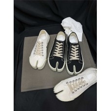 Kari factory shoes Size 34-41 new 