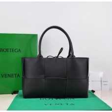 BV  SLIP Tote Large 36 Lambskin Black 36x24x12cm​2​ Full Leather