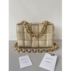 BV  Cassette Chain Padded Cassette Light Yellow Gold Buckle Medium 26 Size: 26x18x6cm Full Leather