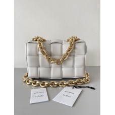 BV  Cassette Chain Padded Cassette White Gold Buckle Medium 26 Size: 26x18x6cm Full Leather