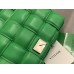 BOTTEGA VENETA Cassette 19 Medium Green 19x12x5cm Full Leather