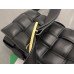 BV  Cassette 19 Medium Black 19x12x5cm Full Leather