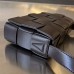 BV  Cassette 23 Medium Black 23x15x5cm Full Leather