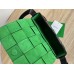 BV  Cassette 23 Medium Black Green Clasp 23x15x5cm Full Leather