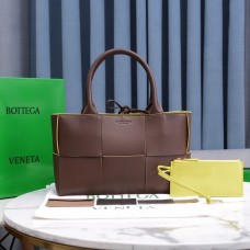 BV  Slip tote large 36*24*12cm lambskin