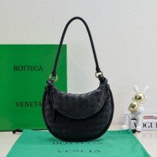 BOTTEGA VENETA Gemelli lambskin 24.5x19x7cm