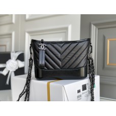 Chanel Gabrielle Hobo Black with Silver Hardware V Pattern Lamb Leather Hass Factory leather 15x20x8cm