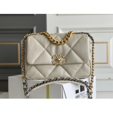 Chanel 19 Bag in Cream with Gold Hardware, Small 26, Lambskin Leather, Hass Factory Leather, 26x16x9cm.