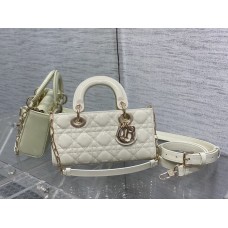 Lady Dior Dioramour Bag, paint leather, Small 22, White with Gold Hardware, Size: 22x6x12cm