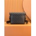 Louis Vuitton Discovery Messenger PM Voyager in Monogram Eclipse Black (M40511): 33.0x22.5x11.0 cm