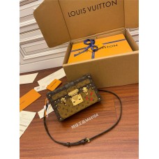 Louis Vuitton M44154 Classic Soft Trunk bag: Monogram Reverse Canvas, Size - 20.0x12.5x5.0cm