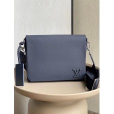 Louis Vuitton TAKEOFF Messenger Bag (M21363) Blue, Takeoff Messenger Bag in LV Aerogram Leather, Size: 28x24x10cm