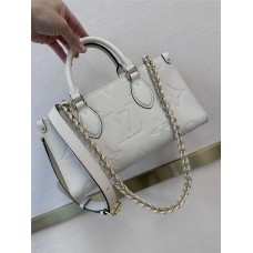 Louis Vuitton ONTHEGO EAST WEST Handbag (M23698) White OnTheGo East West Handbag, Size: 25x13x10cm