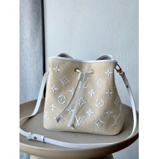 Louis Vuitton NéoNoé NeoNoe Medium Handbag (M22852) White, Size: 26x26x17.5cm